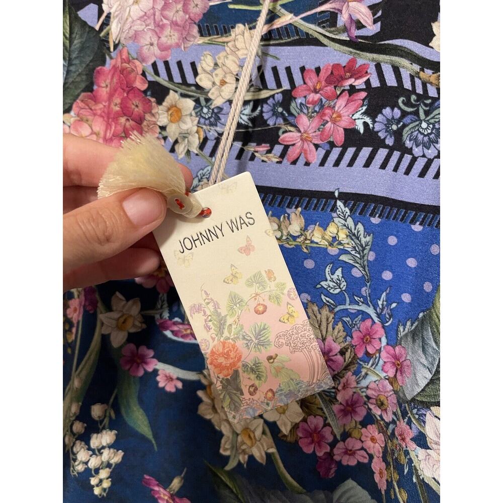 Johnny Was Revive Floral Tee size Large - Picture 5 of 12